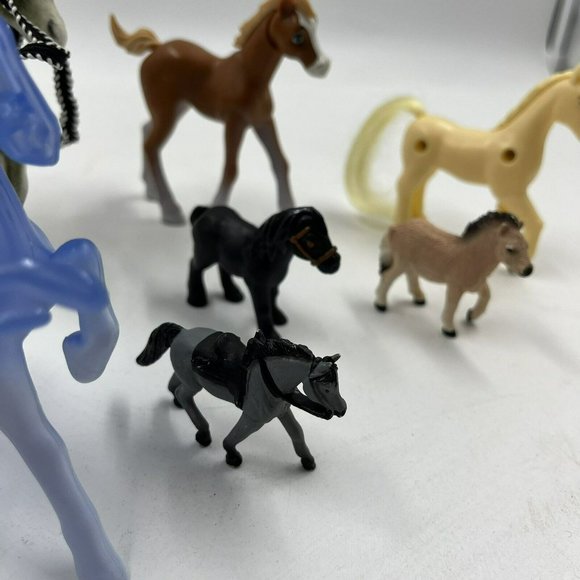 Toy Horses Lot of 9 Plastic Western Cowboys Model Figures Equestrian - Picture 6 of 10